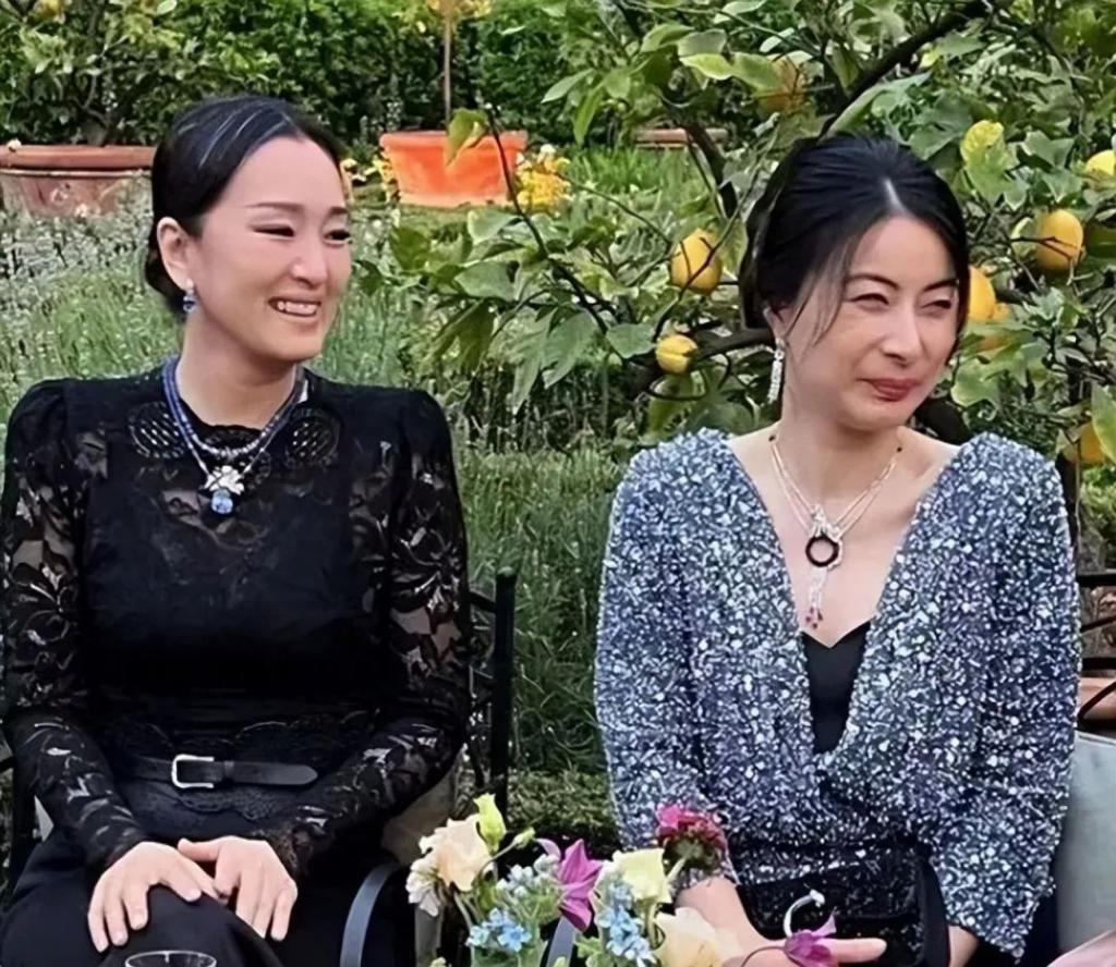 郭晶晶算不算大美人，看了她和徐子淇的近照对比就知道了