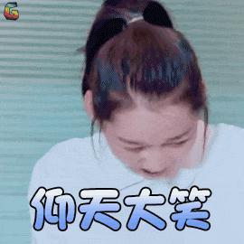 她现在的脸，怎么这么吓人了？