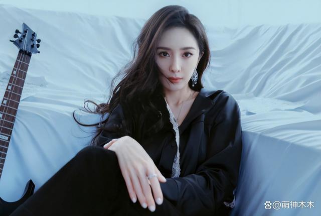 杨幂造型惹粉丝吐槽,被指审美疲惫,还穿过季高定