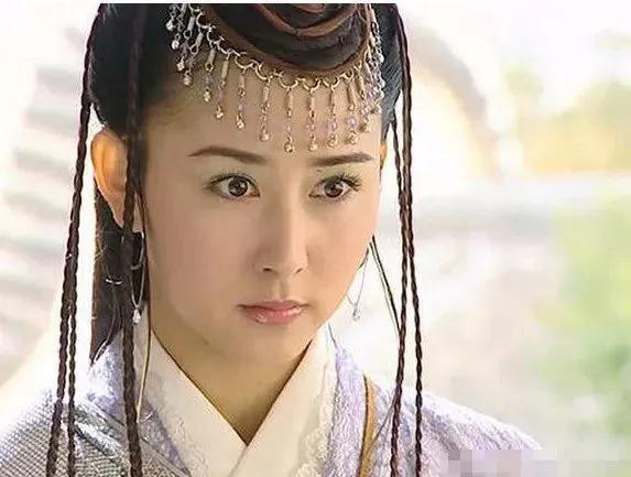 嫁150亿豪门被逼节俭，因复出和婆家吵翻，相夫教子灵气全无？