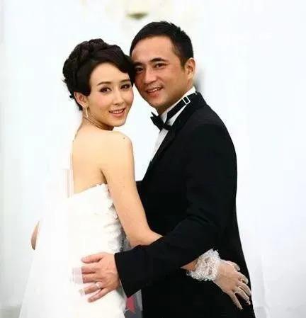 嫁150亿豪门被逼节俭，因复出和婆家吵翻，相夫教子灵气全无？