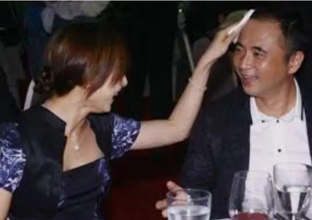 嫁150亿豪门被逼节俭，因复出和婆家吵翻，相夫教子灵气全无？