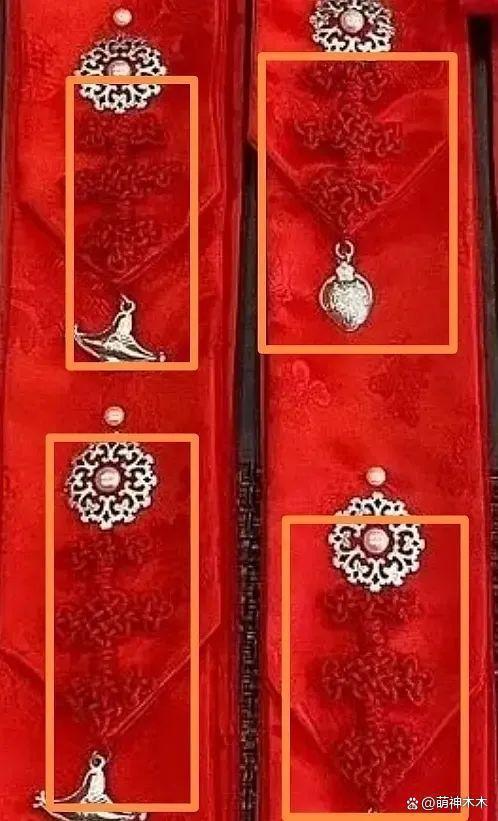 不伦不类！韩国女团偷文化闹出大笑话，回归海报直接用中式供桌