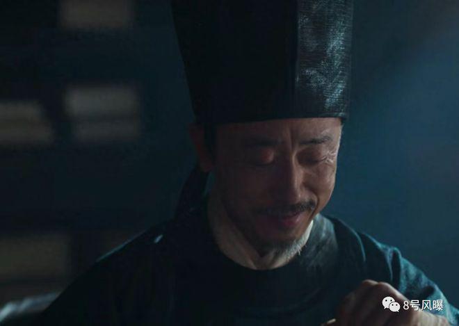 悬疑感拉满了，但他们一出来就出戏？