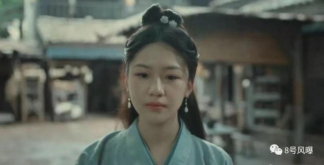 悬疑感拉满了，但他们一出来就出戏？