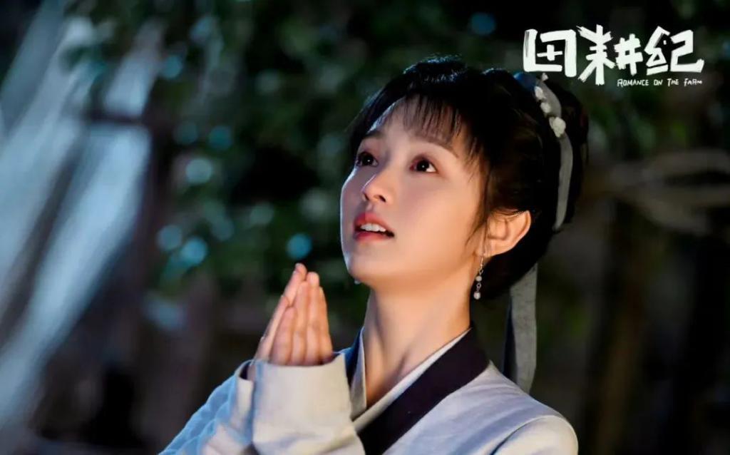 怎么舍得让田曦薇摊上这样的“家人”啊？