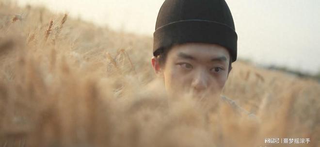 悬疑剧又出王炸！才播两集好评一片，老戏骨演技令人拍案叫绝