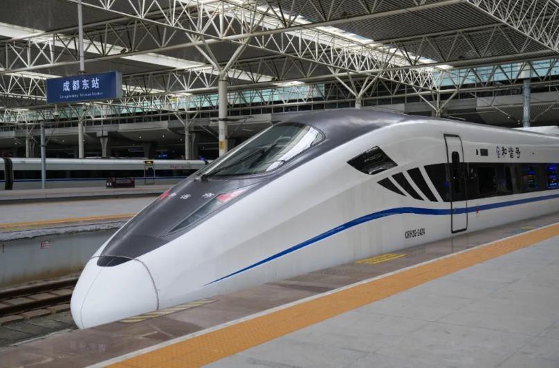 CRH2G型高寒动车组即将上线成都，零下40℃可正常运行