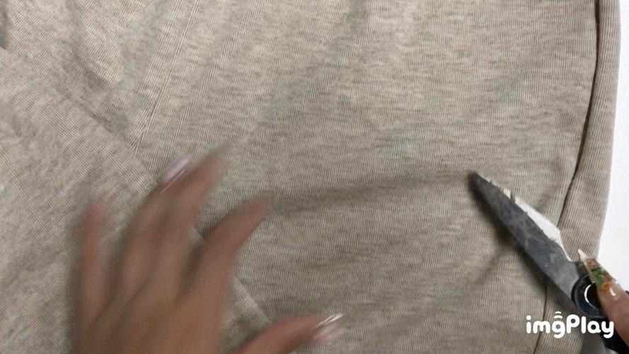 高圆圆针织衫 奶奶裤太温柔了吧！秋冬奶茶系穿搭，让人一看心都化了！