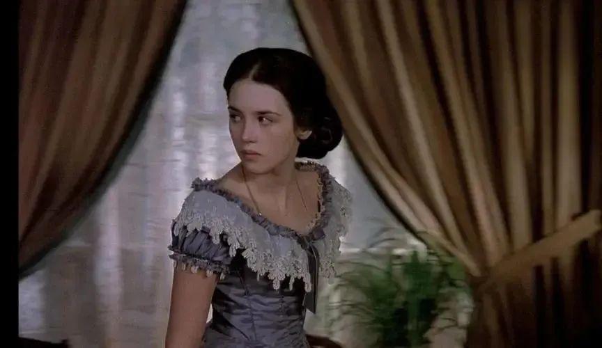 知名女演员涉嫌逃税，检方要求判刑18个月 罚款近200万！