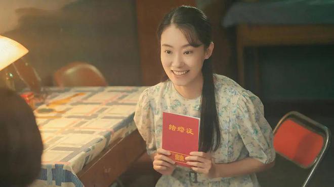 贾玲骗了大家，《你好，李焕英》的决胜牌，根本不是母女情