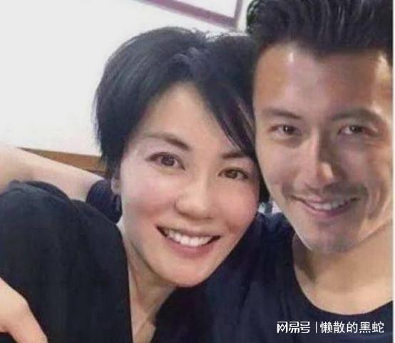 真假？曝王菲生子谢霆锋求婚, 久违露面变化大