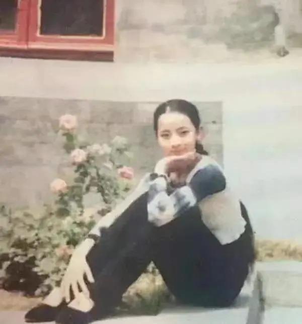 李思思宣布从央视离职，没嫁60岁富豪！