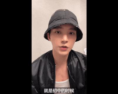 怎么会有人在娱乐圈里搞纯爱啊…