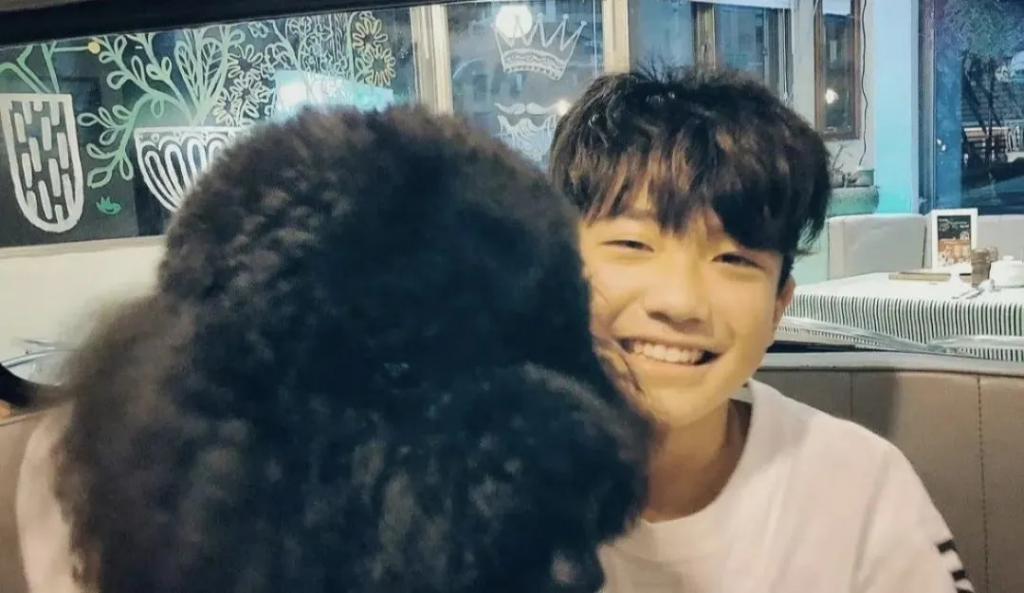 还记得曹格和吴速玲的儿子Joe吗？男高版李钟硕？