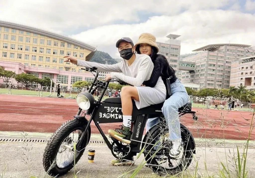 还记得曹格和吴速玲的儿子Joe吗？男高版李钟硕？