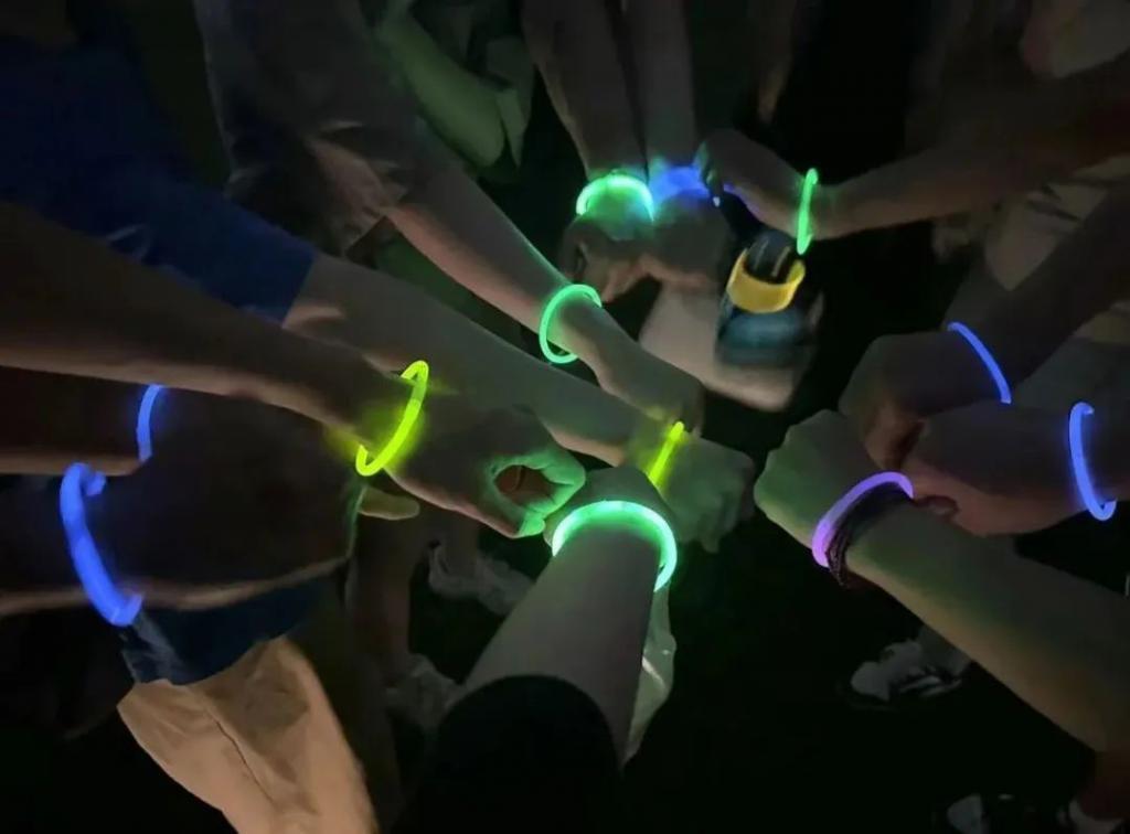 年轻人玩「躲猫猫」有多野？把地图 App 都干懵了