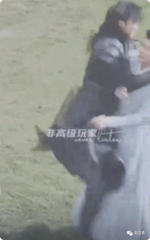 这个瓜，堪称近期最炸裂！