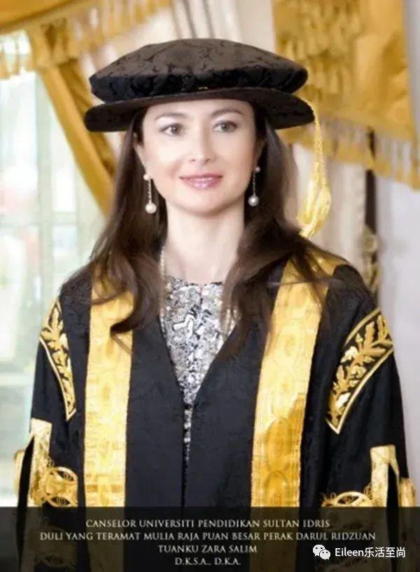 拖8年才成最美王后？亚洲王室还有这么不同的高颜值一家人？