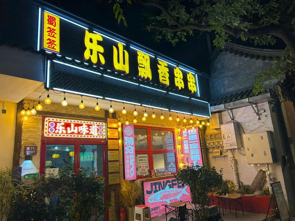 iPhone 15系列月评：主摄升级超预期，Plus充电不再恼人