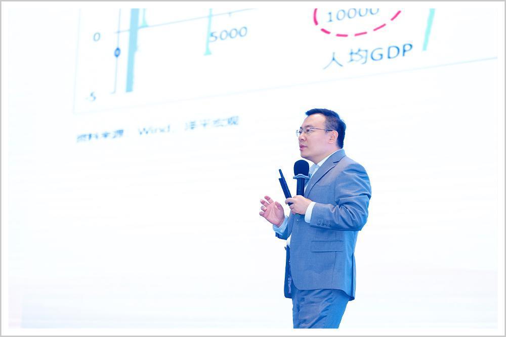 从东莞这个隐形冠军，看中国如何守住制造业