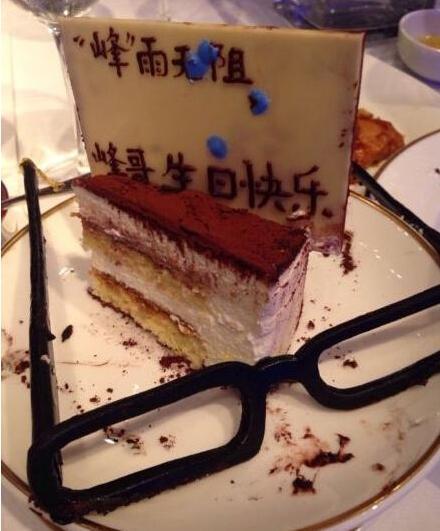 章子怡，终于丢掉了娇妻剧本