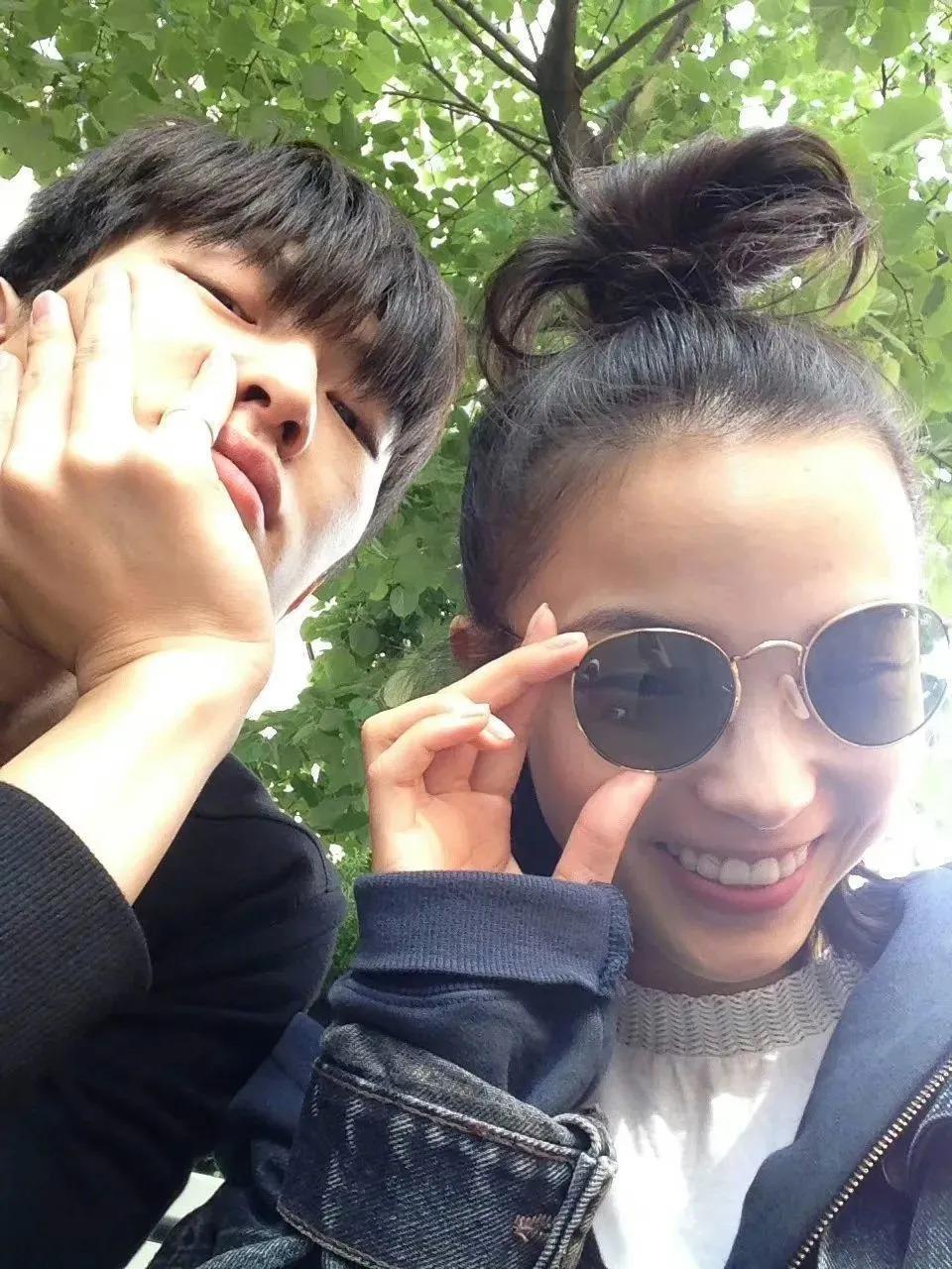 还记得雎晓雯和金大川吗？女儿腿好长