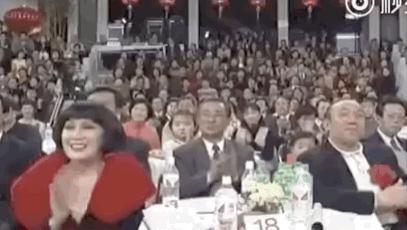 2亿出售豪宅！77岁第一名媛谈姐弟恋，人脉比邓文迪还牛？