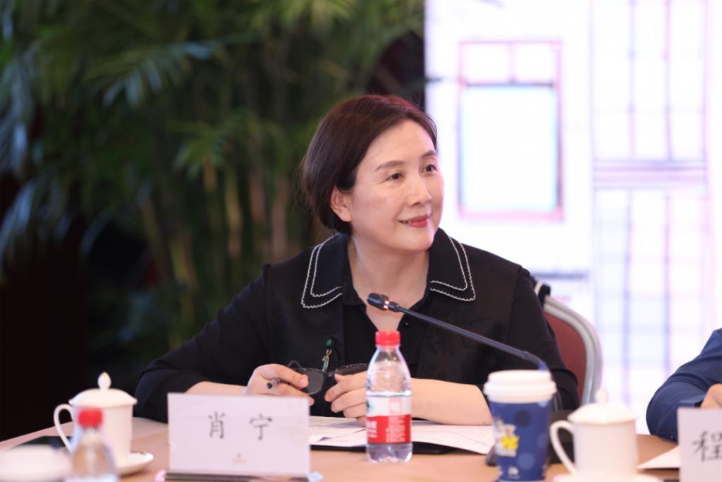 李漠蔡文静等参加《装腔启示录》研讨会：装腔为的啥，启示来自哪？