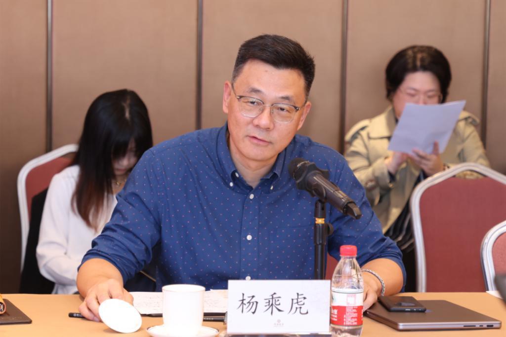 李漠蔡文静等参加《装腔启示录》研讨会：装腔为的啥，启示来自哪？