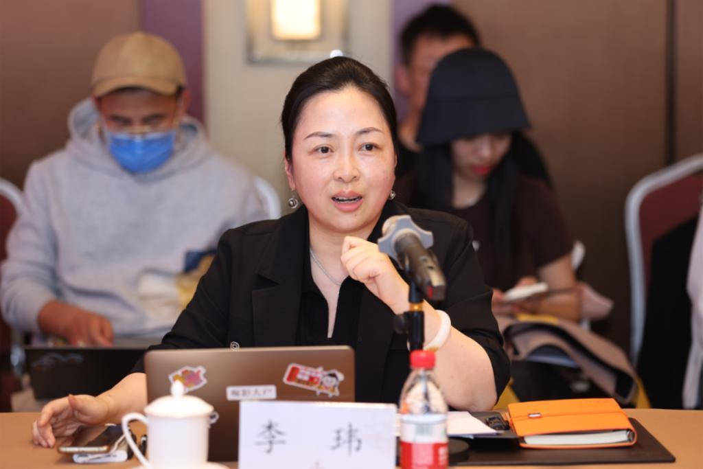 李漠蔡文静等参加《装腔启示录》研讨会：装腔为的啥，启示来自哪？