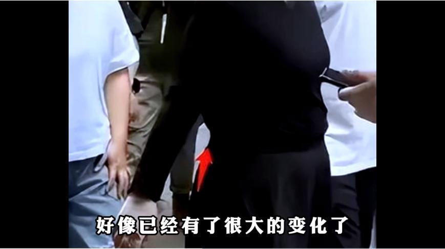 贾玲“整容式”近照曝光，颜值逆天惊艳网友：我笑不出来……