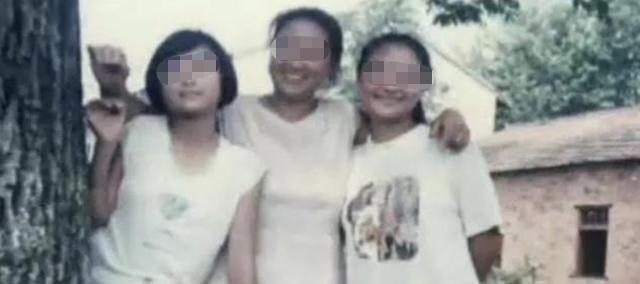 贾玲“整容式”近照曝光，颜值逆天惊艳网友：我笑不出来……