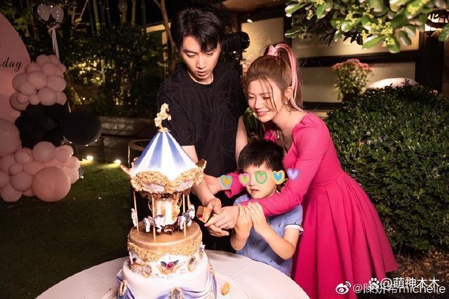 陈晓陈妍希也传婚变？停发生日祝福摘掉婚戒，更多细节被扒