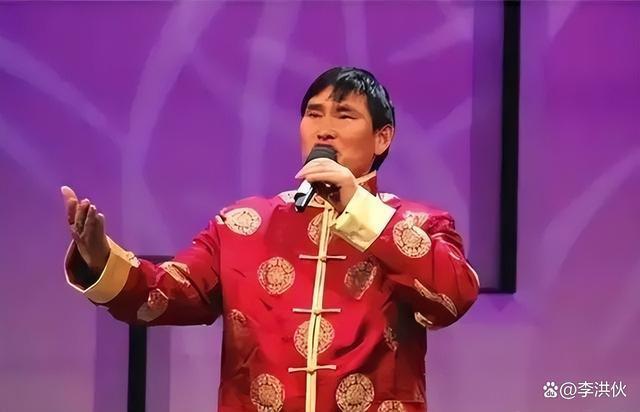 星光大道冠军现状，有人欠债有人睡进桥洞，大衣哥最滋润