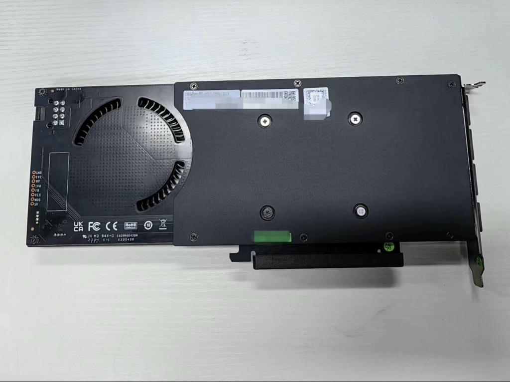 七彩虹 16GB 显存 RTX 4060 Ti 显卡曝光：单槽位、配涡轮风扇