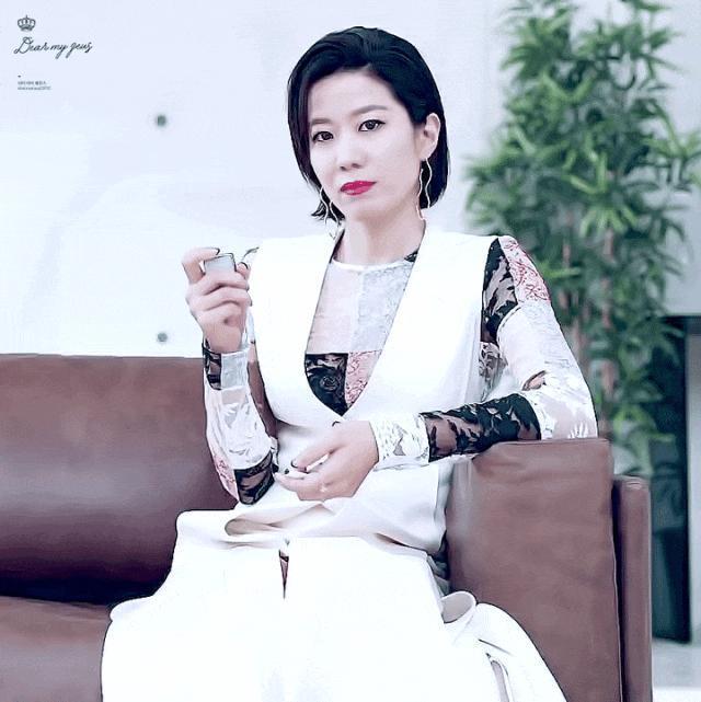 韩网炸了！顶流男星涉毒被抓，主演《寄生虫》爆红，在家吸毒后疑被勒索3.5亿？！