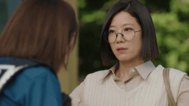 韩网炸了！顶流男星涉毒被抓，主演《寄生虫》爆红，在家吸毒后疑被勒索3.5亿？！