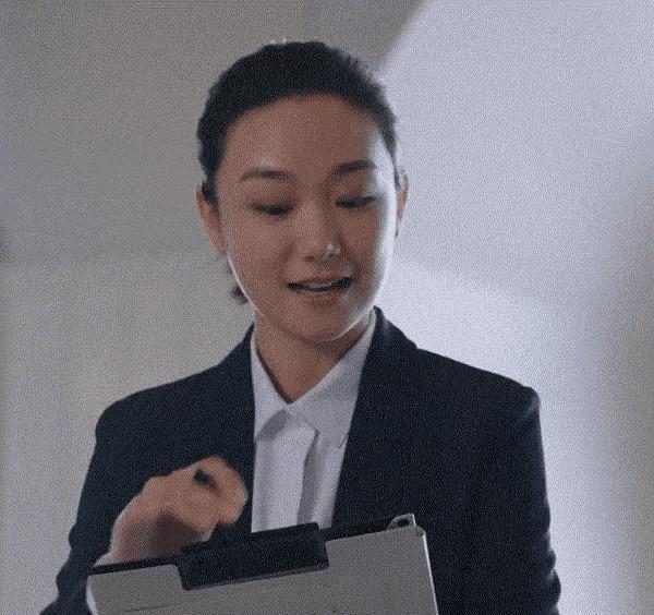 没出道先被骂，她还有救吗？