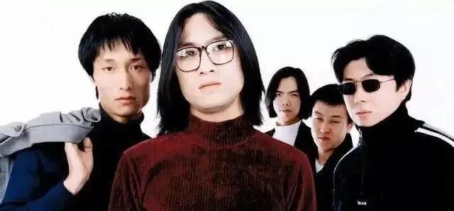 喂葡萄父子通吃，因病婚礼中断，爱上渣男恶习不改成笑话？