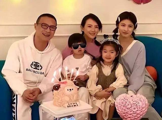 四婚男汪峰，章子怡怎么看上的他？