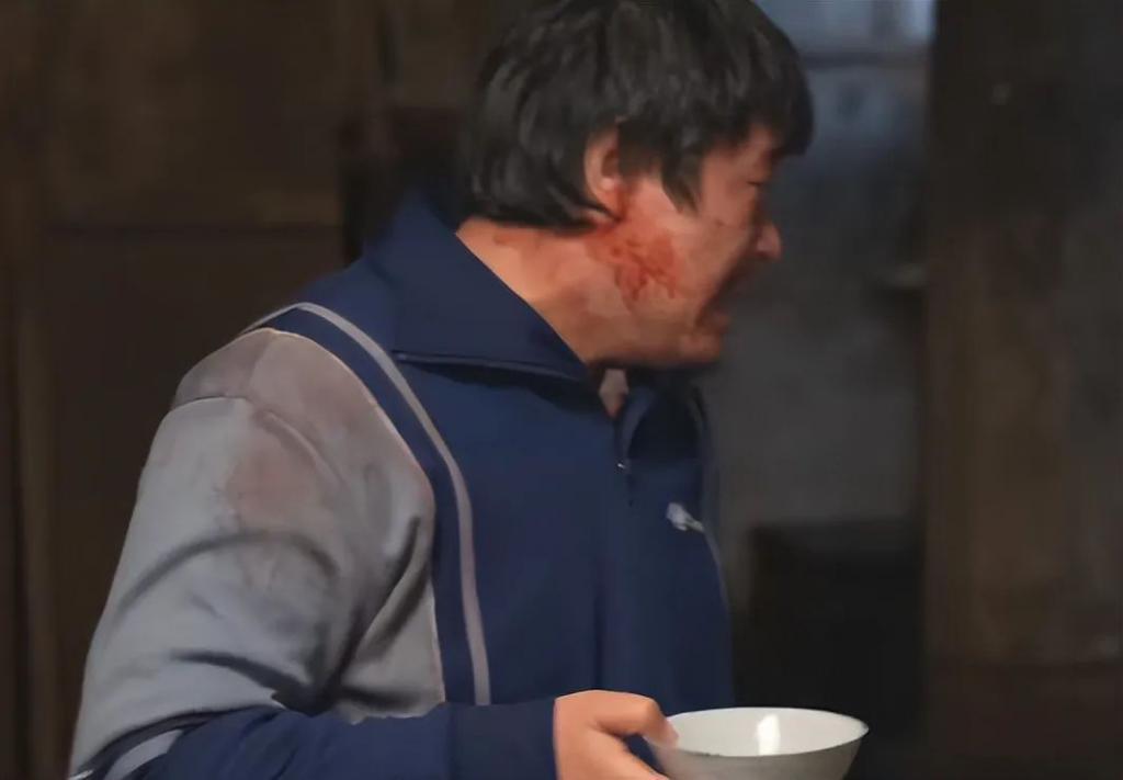 给《河边的错误》演员演技排名，侯天来第三，朱一龙杀疯了