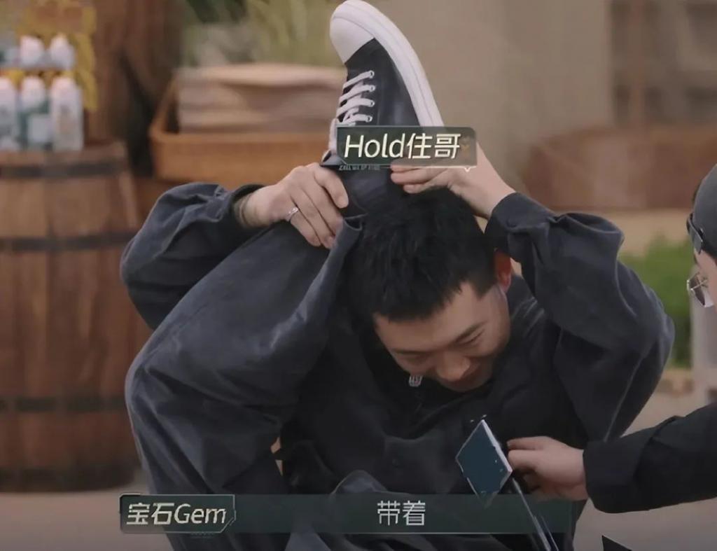 给《披哥3》“作精们”排个名，个个贡献名场面，我一整个尬住