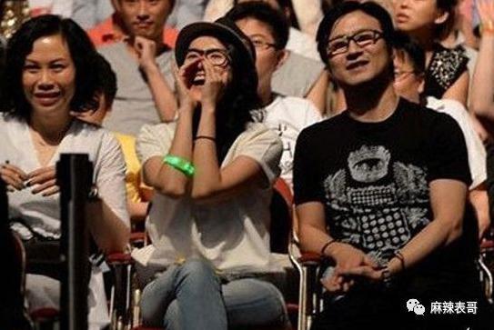 结婚和离婚都让人意外的章子怡