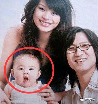 结婚和离婚都让人意外的章子怡