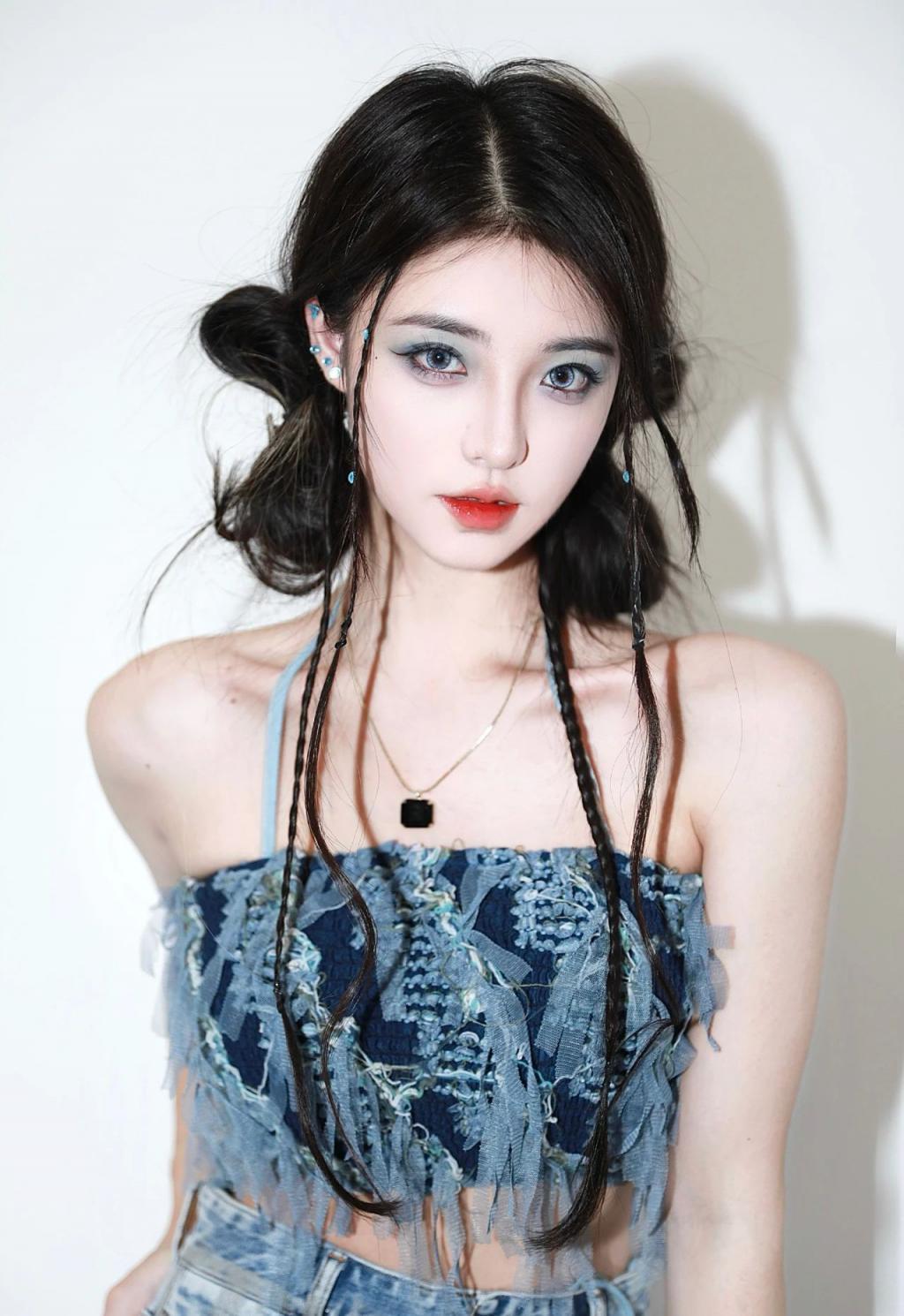 那些模仿明星的网红，到底跟本尊有多像？