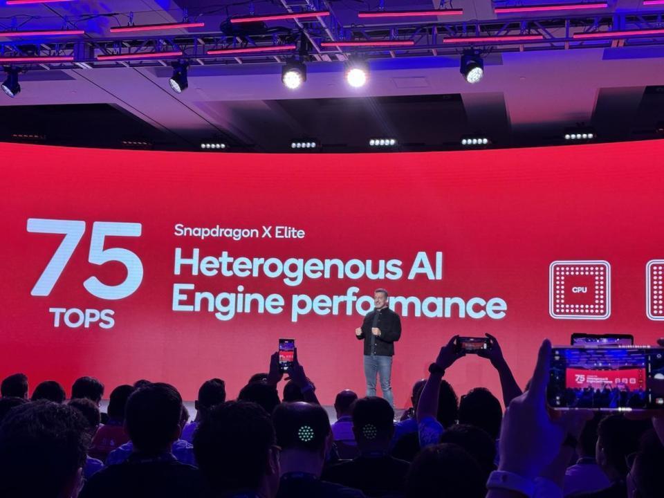 高通连发三款芯片：PC市场变天，小米将首发骁龙8 Gen3