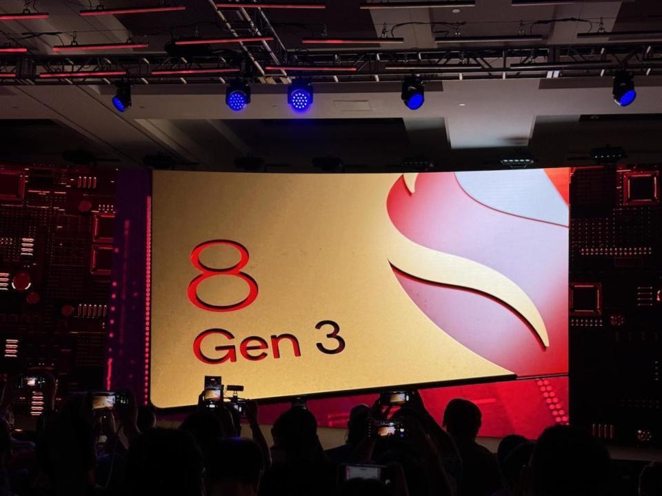 高通连发三款芯片：PC市场变天，小米将首发骁龙8 Gen3