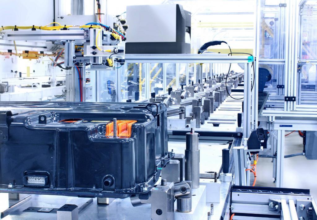 你能买到这么便宜的国产车，是因为车企把他们全薅秃了。