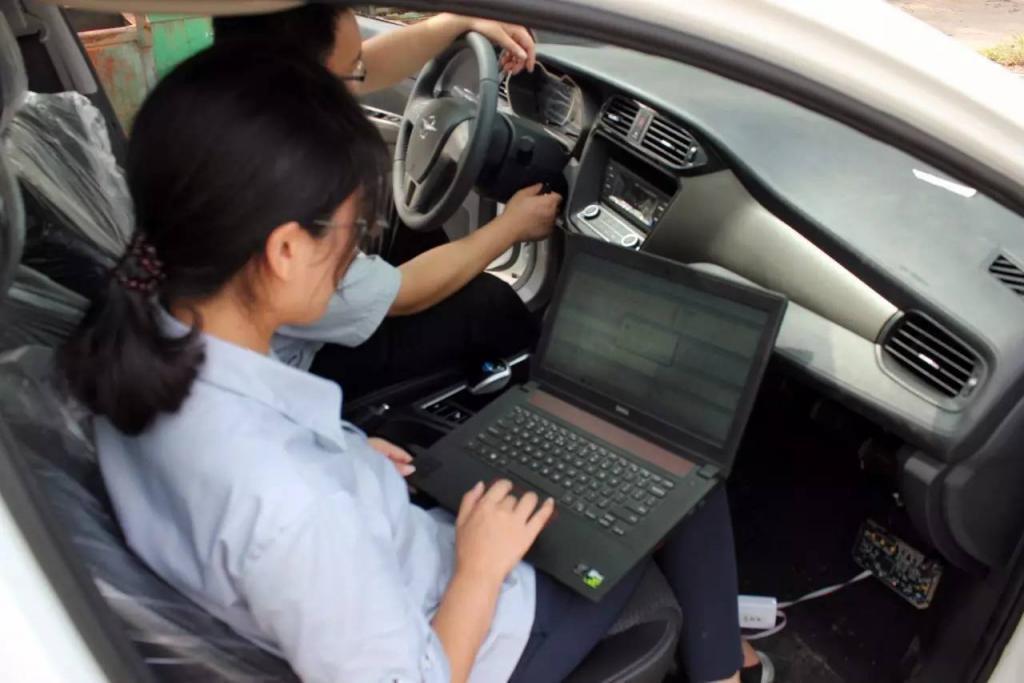 你能买到这么便宜的国产车，是因为车企把他们全薅秃了。